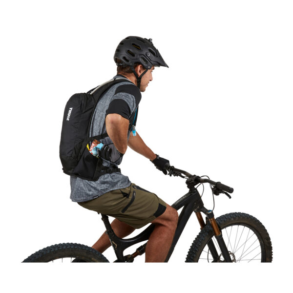 THULE VITAL HYDRATATION PACK 6 LITRES BLACK – Image 5