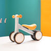 Le vélo d'équilibre / marcheur pour bébés de FabricBike Nous présentons le vélo d'équilibre FabricBike Walker, conçu pour offrir sécurité et confort aux tout-petits.