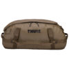 Thule Chasm est un sac fourre-tout résistant qui peut être déposé dans votre coffre ou galerie de tout, idéal pour les virées en voiture et les aventures en tout genre.