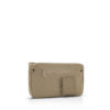 Un allié du quotidien loin d’être un simple sac ! Le loopshopper M est un shopper stylé dont la poignée originale ne laisse personne indifférent. La pochette intérieure très pratique et amovible permet de garder tous les objets essentiels (cosmétiques, téléphone portable, clés, etc.) à portée de main. Voilà un modèle tendance qui mérite une place de choix dans votre collection et deviendra rapidement votre accessoire favori.
