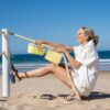 À la recherche de fraîcheur : le sac isotherme stylé à porter à l’épaule. Sortie à la plage ou pique-nique dans le parc : idéal pour se rafraîchir en cours de route. Maintient au frais plus longtemps grâce à l’épaisse couche isolante. Servis bien frais : conservez vos boissons et aliments au frais pendant plusieurs heures. Doublure isotherme en feuille d’aluminium haut de gamme : Pour garantir une fraîcheur optimale. Se nettoie facilement à l’aide d’un chiffon humide Hermétique et doté d’une fermeture zippée: Garantit une bonne étanchéité et une ouverture et une fermeture faciles 2 poignées de transport: Pour le porter confortablement à la main Bandoulière réglable non amovible: Ajustable individuellement Grand compartiment principal avec poche de rangement intérieure en filet: Pour les aliments et les boissons et pour ranger couverts et serviettes à part; Marché de Nouméa ou pique nique James Cook Nouméa... Au choix pour le bureau