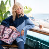 Un sac toujours à la hauteur ? Le shopper M en le parfait exemple ! Avec ses lignes épurées et classiques, il est parfait et ultrapratique au quotidien. Un must have !