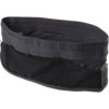 Silva Strive Loop - Sac de hanche Strive Loop est la nouvelle ceinture de course légère de Silva avec un rangement optimal pour le téléphone, les clés, le coupe-vent et les snacks. Utilise la poche de hanche pour les courses courtes ou en complément de ton gilet de course. La ceinture possède plusieurs poches avec ou sans fermeture éclair, est disponible en différentes tailles et est très légère. La ceinture comprend une poche zippée où vous pouvez ranger votre téléphone ou vos clés, grâce au crochet à clés. Placez un coupe-vent dans la poche à tube située à l'arrière et accédez facilement à des gels, des barres ou une flasque souple dans les trois poches en filet. La ceinture de course comporte des détails réfléchissants et des fixations pour les bâtons de course.