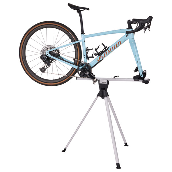 Le moyen le plus sûr et le plus facile de voyager avec votre vélo de route, VTC ou de cyclo-cross, avec un support intégré pour un montage et un maintien appropriés tout au long du trajet. Ce sac est fabriqué en tissus certifiés bluesign® qui garantissent la protection des travailleurs, des consommateurs et de l’environnement. valise vélo de route nouméa