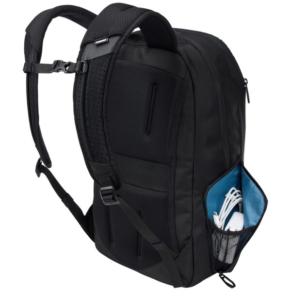 Bagagerie THULE en Nouvelle Calédonie, sac à dos, bandoulière pratiques pour passeport et accessoires. Valises cabines légères compatible Aérien. Disponible sur Nouméa chez Escape New Caledonia et au Concept Store quartier latin. Parfait pour les aventuriers. Les agences de voyages vous conseillent la bagagerie THULE pour vos vacances et votre business. Un trek, une rando ? Nous avons ce qu'il faut chez Escape New Caledonia