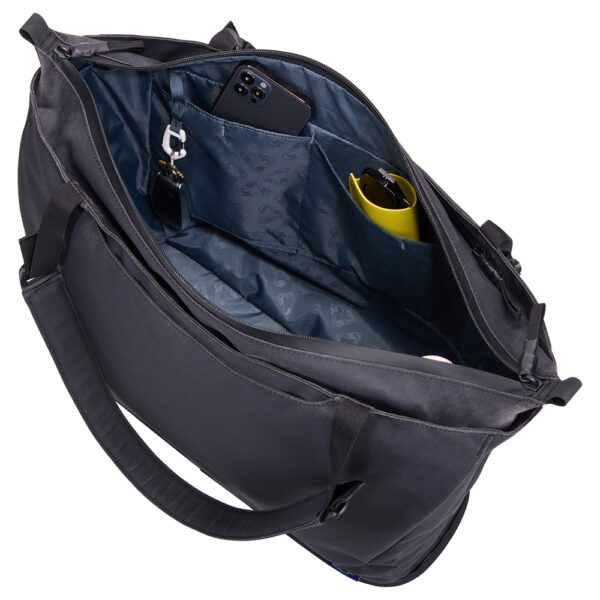 Bagagerie THULE en Nouvelle Calédonie, sac à dos, bandoulière pratiques pour passeport et accessoires. Valises cabines légères compatible Aérien. Disponible sur Nouméa chez Escape New Caledonia et au Concept Store quartier latin. Parfait pour les aventuriers. Les agences de voyages vous conseillent la bagagerie THULE pour vos vacances et votre business. Un trek, une rando ? Nous avons ce qu'il faut chez Escape New Caledonia