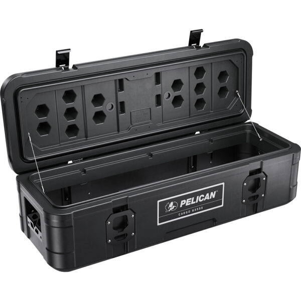 Les caisses d'équipement PELICAN à Nouméa sont chez Escape New Caldonia. Boutique Outdoor et équipementier automobile. Les valises Pelican Cargo sont la solution idéale pour ranger, sécuriser et protéger vos précieux équipements, vêtements, outils et même vos aliments secs. Conçues avec la même performance et la même qualité légendaires qui ont fait la réputation de Pelican, les valises Pelican™ Cargo sont extrêmement durables, résistantes aux intempéries et bénéficient d'une garantie à vie limitée (valises uniquement). Prêtes à être montées et protégées, les valises Pelican Cargo peuvent être fixées sur votre galerie de toit, la benne de votre camion ou rangées dans votre SUV.