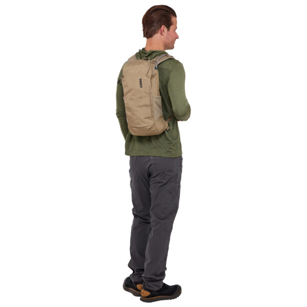 THULE ALLTRAIL HYDRATATION BACKPACK 10L KHAKI – Image 10