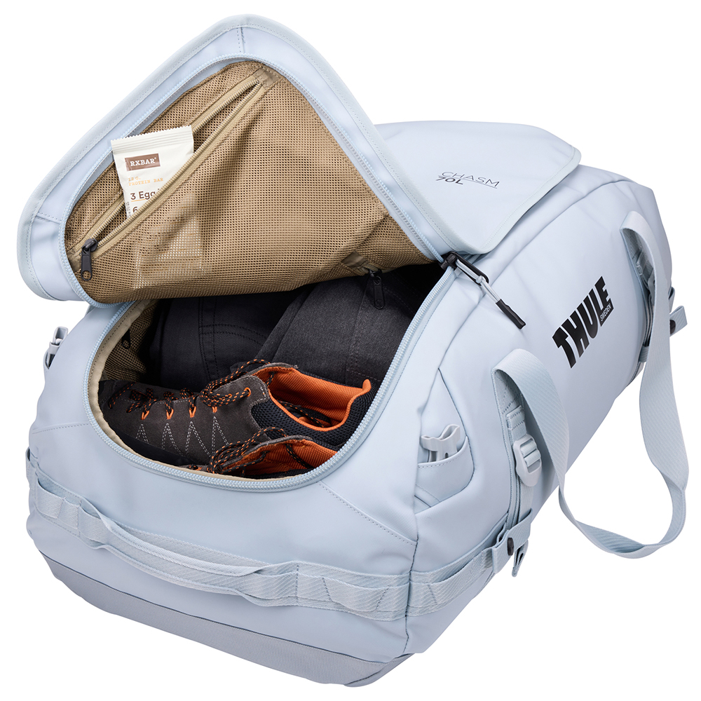 THULE CHASM 70L DUFFEL SOFT BLUE – Image 7