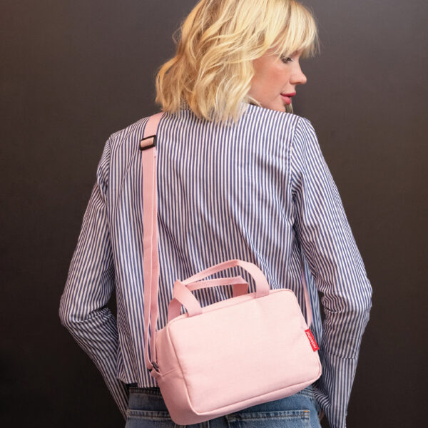 REISENTHEL COOLERBAG TO GO TWIST BLUSH – Image 5