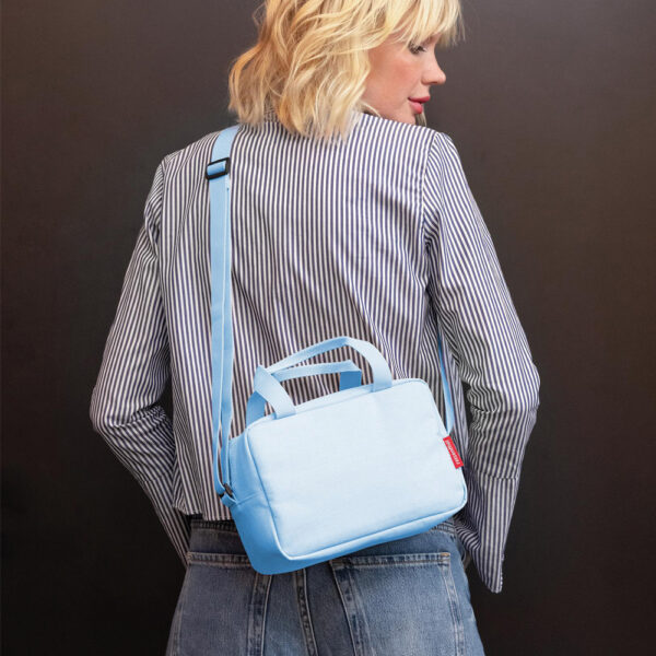 REISENTHEL COOLERBAG TO GO TWIST POWDER BLUE – Image 6