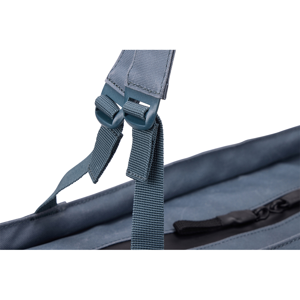 THULE AION TOTE BAG DARK SLATE – Image 9