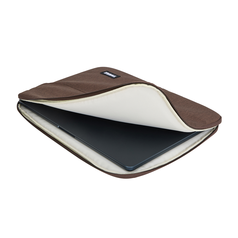 THULE LITHOS SLEEVE 15inch Macbook Nuanced Brown – Image 5