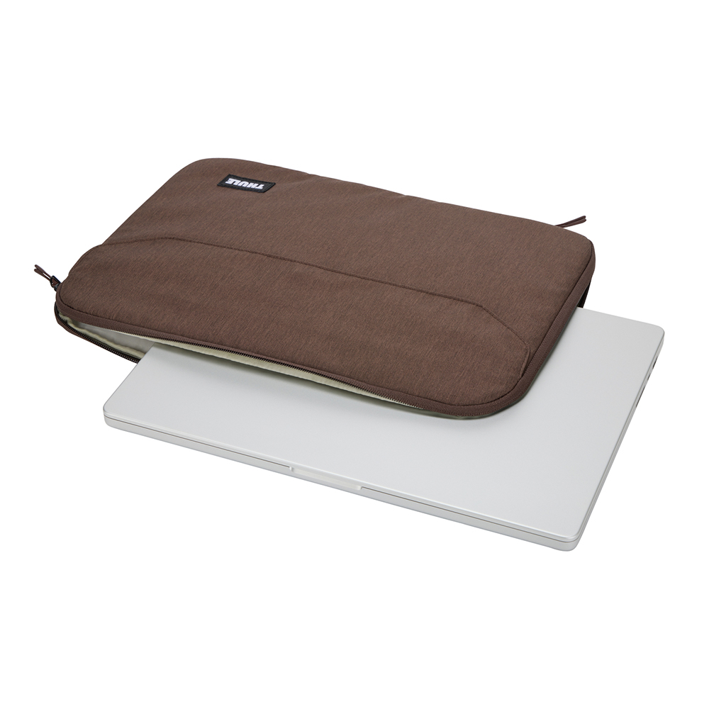 THULE LITHOS SLEEVE 16inch Macbook Nuanced Brown – Image 4