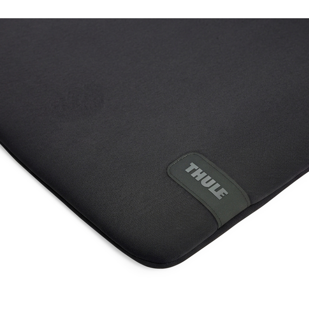 THULE KOYA Housse Ordinateur 13" PC et Macbook Air Black – Image 3