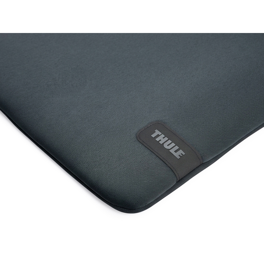 THULE KOYA Housse Ordinateur 16" PC ET Macbook Air Darkest Blue – Image 3