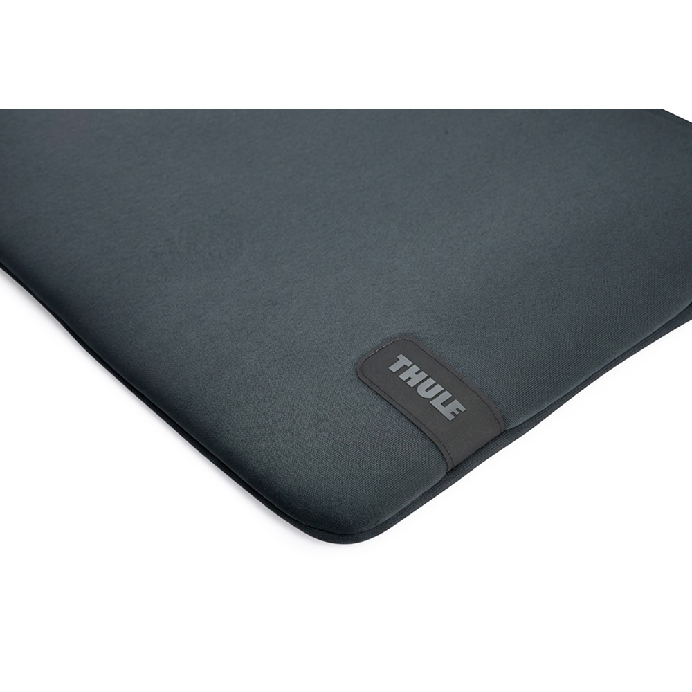 THULE KOYA Housse Ordinateur PRO 14" Darkest Blue – Image 3